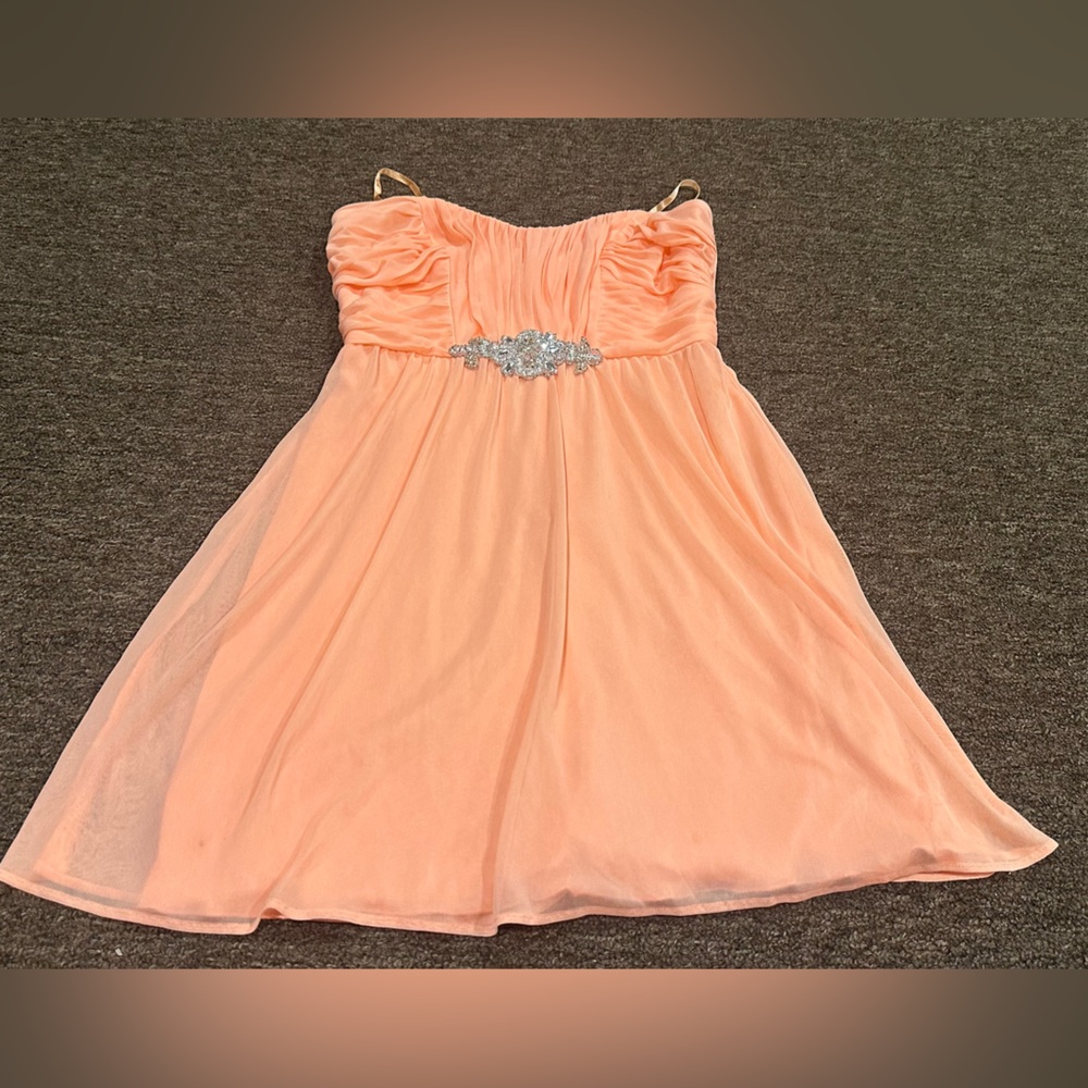 EUC! Hailey Logan Adrianna Papell Peach Dress with Embellishment Sz 3/4